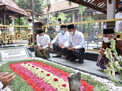 Safari ke Tokoh Agama, Cara Kepala BNPT Cegah Radikalisme di Jatim