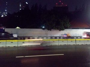 Cerita Sekuriti soal Vandalisme Anarko di PGN: Sempat Lempar Botol Minuman Cerita Sekuriti soal Vandalisme Anarko di PGN: Sempat Lempar Botol Minuman