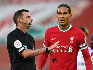 Van Dijk Dicoret dari Tim Liverpool di Liga Inggris 2020/2021