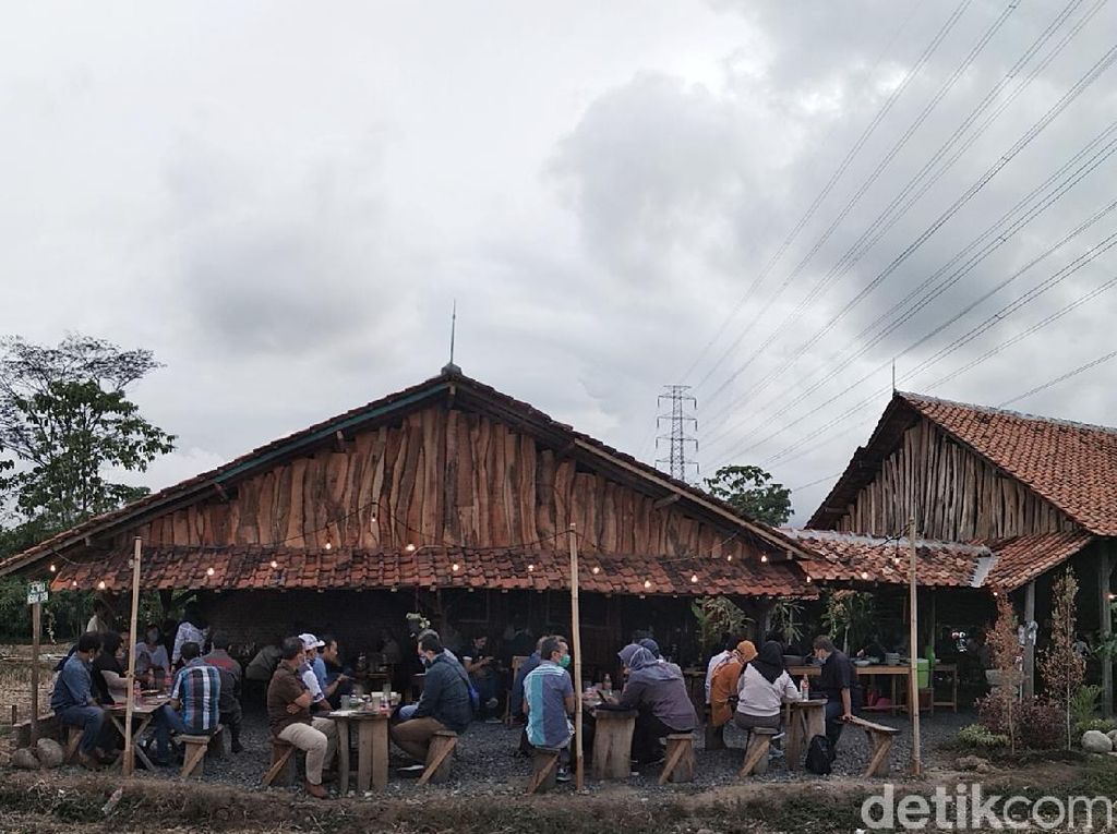 Foto: Talun, Destinasi Wisata Kuliner Baru di Cirebon