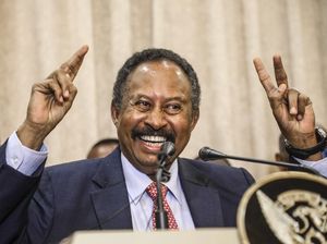 AS Cabut Sudan dari Daftar Negara Teroris, PM: Rakyat Kami Telah Menderita