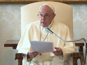 PBB Dukung Pandangan Serikat Sipil Paus Fransiskus