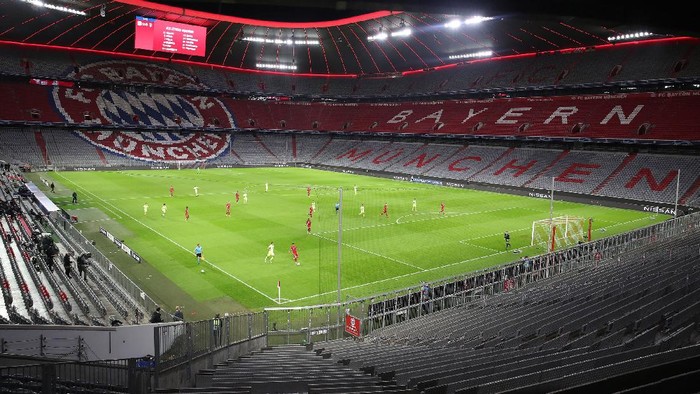 Bayern Benamkan Atletico 4-0 Bayern Munich mengalahkan Atletico Madrid dengan skor telak 4-0 dalam laga Grup A Liga Champions. Kemenangan ini menempatkan Bayern di puncak klasemen Grup A.