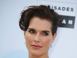 Brooke Shields Bongkar Tindakan Dokter Lakukan Bonus Oplas Vagina Tanpa Izin Brooke Shields Bongkar Tindakan Dokter Lakukan Bonus Oplas Vagina Tanpa Izin