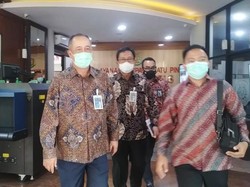 Sambangi Kejagung, Dirut BNI Royke Tumilaar Silaturahmi ke Jampidsus