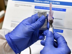 Vaksin COVID-19 Dijamin Aman, Satgas Imbau Masyarakat Tenang