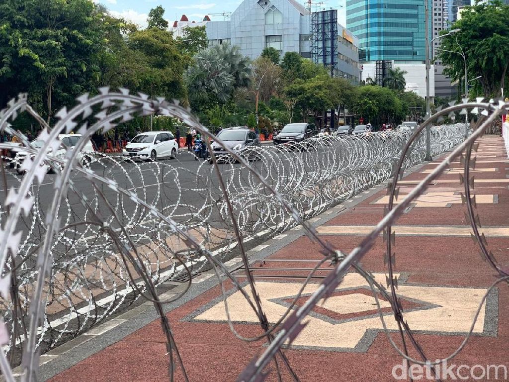 Kapolda Jatim Harap Demo Omnibus Law Tak Ricuh dan Utamakan Kesehatan