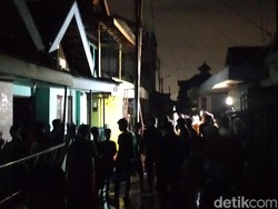 4 Rumah di Surabaya Terbakar Gegara Korsleting Listrik