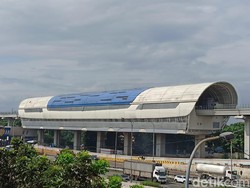 Pemerintah Minta LRT Jabodebek Operasi 2021, Kontraktor Sanggupi 2022