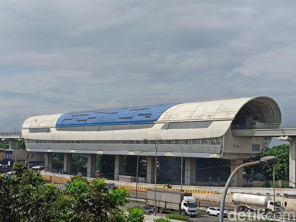 Pemerintah Minta LRT Jabodebek Operasi 2021, Kontraktor Sanggupi 2022 Pemerintah Minta LRT Jabodebek Operasi 2021, Kontraktor Sanggupi 2022