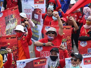 Lagi, Besok 5.000 Buruh Bakal Demo Tolak Omnibus Law dan UMP 2021 Lagi, Besok 5.000 Buruh Bakal Demo Tolak Omnibus Law dan UMP 2021