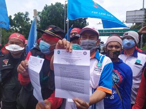 Buruh Minta Demo di Depan Istana Negara, Hendak Sampaikan Surat ke Jokowi Buruh Minta Demo di Depan Istana Negara, Hendak Sampaikan Surat ke Jokowi