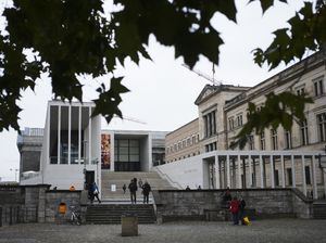 60 Karya Pameran di Museum Jerman Dilumuri Minyak, Motifnya Misteri 60 Karya Pameran di Museum Jerman Dilumuri Minyak, Motifnya Misteri