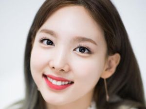 Serba-serbi Debut Solo Nayeon TWICE