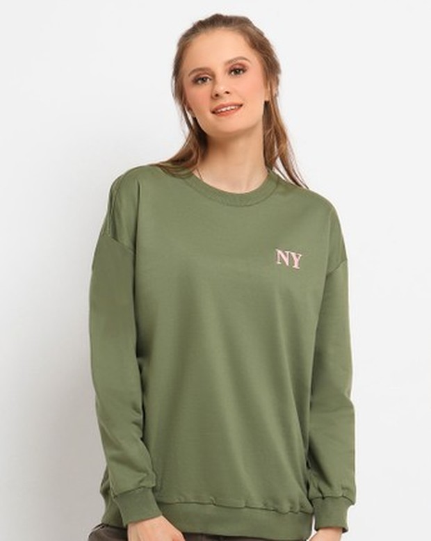 Rekomendasi sweater dari Zalora/Zalora.co.id