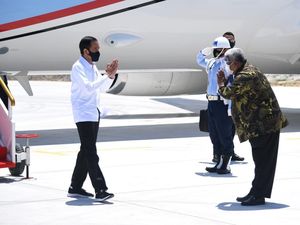 Jokowi Berkunjung ke Sultra, Resmikan Pabrik Gula-Jembatan Teluk Kendari Jokowi Berkunjung ke Sultra, Resmikan Pabrik Gula-Jembatan Teluk Kendari
