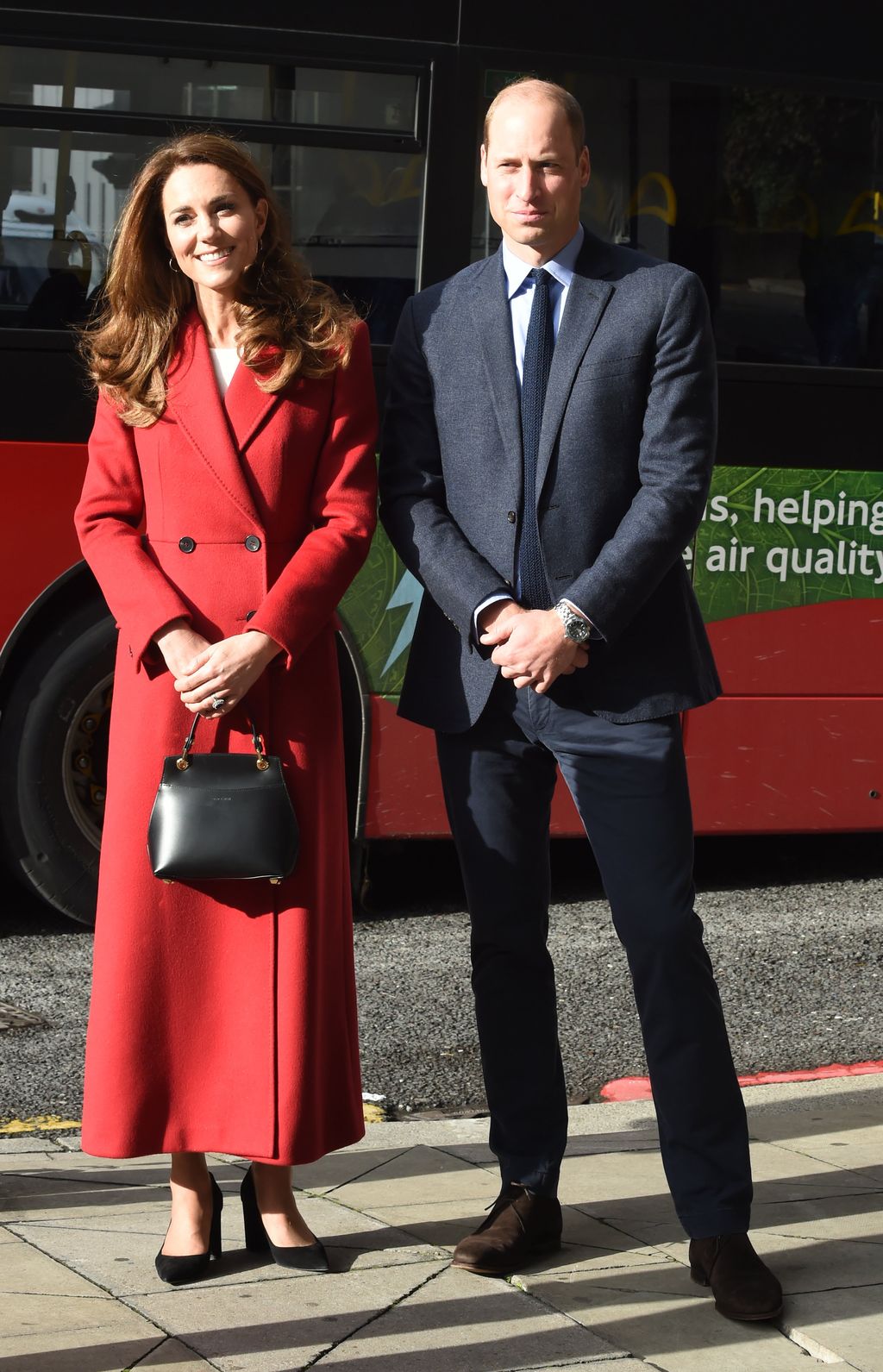 LONDON, ENGLAND - OCTOBER 20: Catherine, Duchess of Cambridge arrives for the launch of the Hold Still campaign at Waterloo Station on October 20, 2020 in London, England. (Photo by Jeremy Selwyn - WPA Pool/Getty Images)