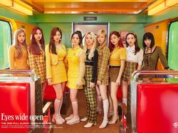 Busana Dahyun Twice Mirip BLACPINK, JYP Minta Maaf