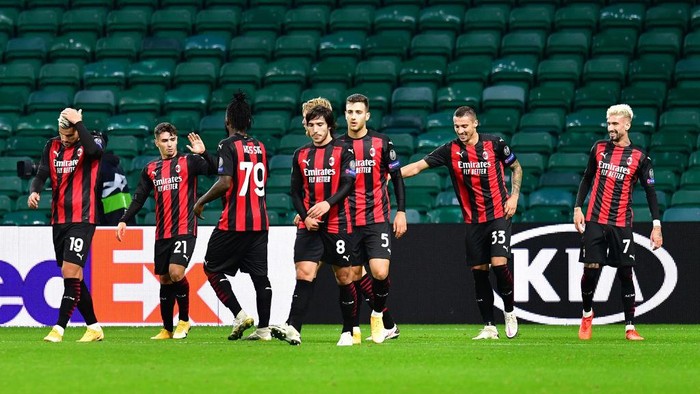 GLASGOW, SCOTLAND - OCTOBER 22: Brahim Diaz of AC Milan celebrates after scoring his sides second goal during the UEFA Europa League Group H stage match between Celtic and AC Milan at Celtic Park on October 22, 2020 in Glasgow, Scotland. Sporting stadiums around the UK remain under strict restrictions due to the Coronavirus Pandemic as Government social distancing laws prohibit fans inside venues resulting in games being played behind closed doors. (Photo by Mark Runnacles/Getty Images)