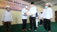 Anak-anak Keluarga Terdampak COVID-19 Terima Santunan