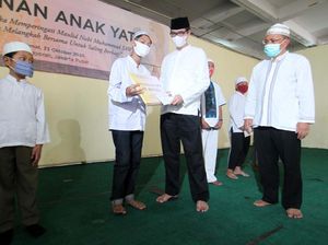 Anak-anak Keluarga Terdampak COVID-19 Terima Santunan