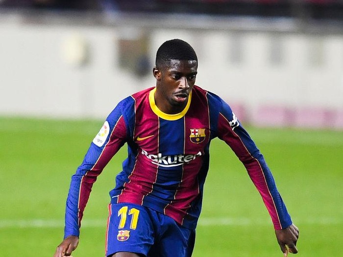 BARCELONA, SPAIN - OCTOBER 20: Ansu Fati of FC Barcelona runs with the ball during the UEFA Champions League Group G stage match between FC Barcelona and Ferencvaros Budapest at Camp Nou on October 20, 2020 in Barcelona, Spain. (Photo by Alex Caparros/Getty Images)