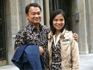 Bantu Siswa Belajar Daring, Pengusaha Muda ini Bikin Konten Membatik