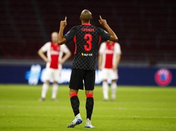 Fabinho, Siap-siap Gantikan Van Dijk Ya!