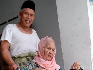 Ibunda Ketua PWNU Jatim KH Marzuqi Mustamar Tutup Usia Ibunda Ketua PWNU Jatim KH Marzuqi Mustamar Tutup Usia