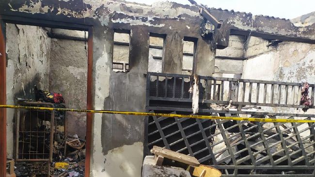 Jenazah Sekeluarga Korban Tewas Kebakaran di Tangerang Dibawa ke Yogyakarta Jenazah Sekeluarga Korban Tewas Kebakaran di Tangerang Dibawa ke Yogyakarta