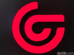 Matahari Tutup 7 Toko Imbas Corona, Harga Tiket Pesawat Turun