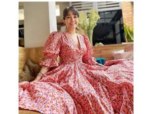 8 Pesona Mieke Amalia, Istri Tora Sudiro yang Cantiknya Awet 8 Pesona Mieke Amalia, Istri Tora Sudiro yang Cantiknya Awet