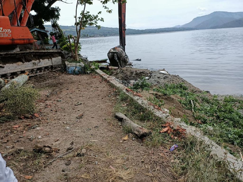 100 Ton Ikan Mati Mendadak, Kualitas Air Danau Toba Jadi Sorotan 100 Ton Ikan Mati Mendadak, Kualitas Air Danau Toba Jadi Sorotan