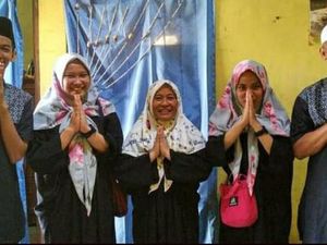 Duka Sekeluarga Tewas Keracunan Asap saat Terjebak Kebakaran Duka Sekeluarga Tewas Keracunan Asap saat Terjebak Kebakaran
