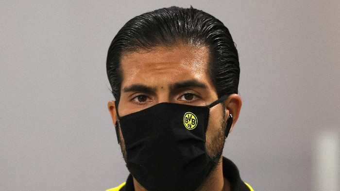 MUNICH, GERMANY - SEPTEMBER 30: Emre Can of Borussia Dortmund arrives at the stadium prior to the Supercup 2020 match between FC Bayern Muenchen and Borussia Dortmund at Allianz Arena on September 30, 2020 in Munich, Germany.  (Photo by Alexander Hassenstein/Getty Images )