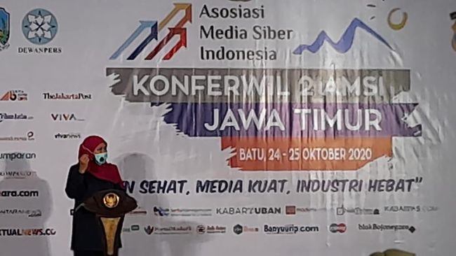 Buka Konferwil AMSI, Khofifah Sebuat Media Siber Kebutuhan Masa Depan Buka Konferwil AMSI, Khofifah Sebuat Media Siber Kebutuhan Masa Depan