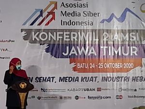 Buka Konferwil AMSI, Khofifah Sebuat Media Siber Kebutuhan Masa Depan Buka Konferwil AMSI, Khofifah Sebuat Media Siber Kebutuhan Masa Depan