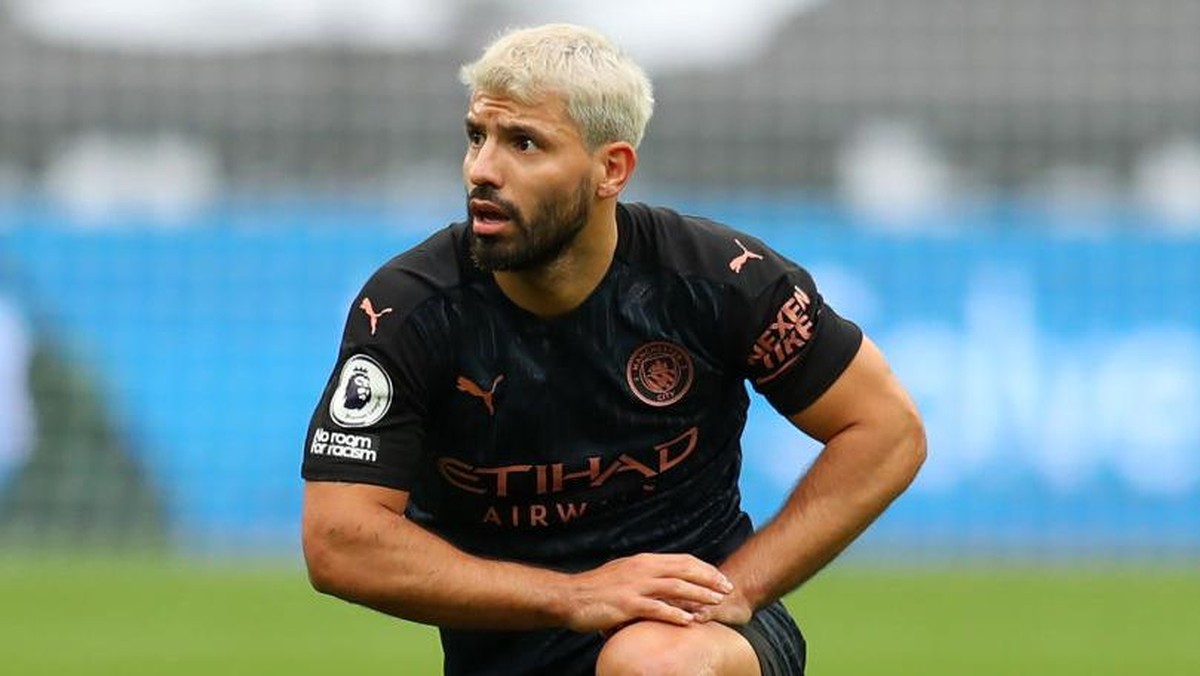 Sergio Aguero Masuk Radar Tottenham dan Chelsea? (Foto: Getty Images/Catherine Ivill)