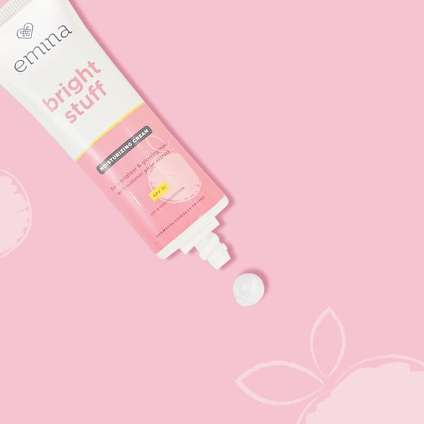 Foto: instagram.com/eminacosmetics Pelembab untuk kulit berminyak.