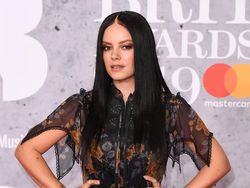 Vakum di Dunia Musik, Lily Allen Rilis Produk Sex Toys