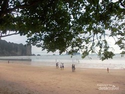 Selamat Pagi dari Pantai Ao Nang di Krabi!