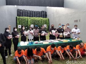 8,8 Kg Sabu Disita Polisi Surabaya dari 8 Tersangka