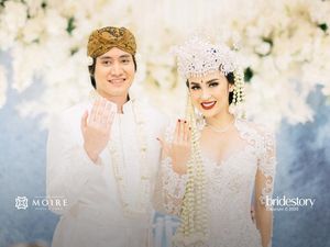 Senyum Bahagia Kevin Aprilio Usai Nikahi Vicy Melanie Senyum Bahagia Kevin Aprilio Usai Nikahi Vicy Melanie