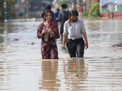 Video: Banjir di Pondok Gede Permai Akibat Kali Bekasi Meluap