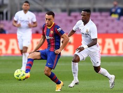 Debut El Clasico yang Pahit buat Sergino Dest