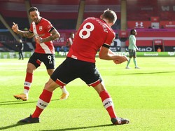 Turun Minum, Southampton Ungguli Everton 2-0