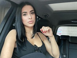 Momen Dramatis Model Seksi Bela Diri Saat Pencuri Bersenjata Masuk ke Rumah