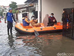 Saluran Air Tersumbat, Banjir di Griya Cimanggu Bogor Belum Surut