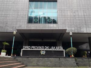 Dana PEN untuk Proyek JIS-TIM Ditolak Sejumlah Fraksi, DPRD Setujui APBD-P DKI Dana PEN untuk Proyek JIS-TIM Ditolak Sejumlah Fraksi, DPRD Setujui APBD-P DKI