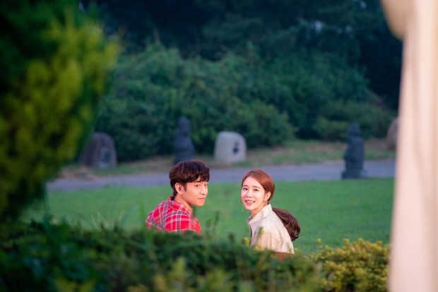 Foto di Balik Layar Eric & Yoo In Na/ Foto: Soompi Foto di Balik Layar Eric & Yoo In Na/ Foto: Soompi
